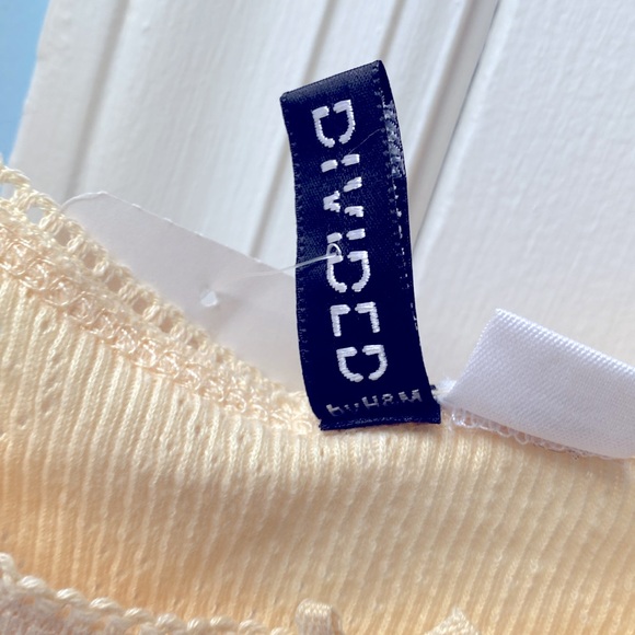 NWT Divided By H&M Everyday People Scallop Trim Yellow Tank Top Women's Size 4 ! - Picture 5 of 10